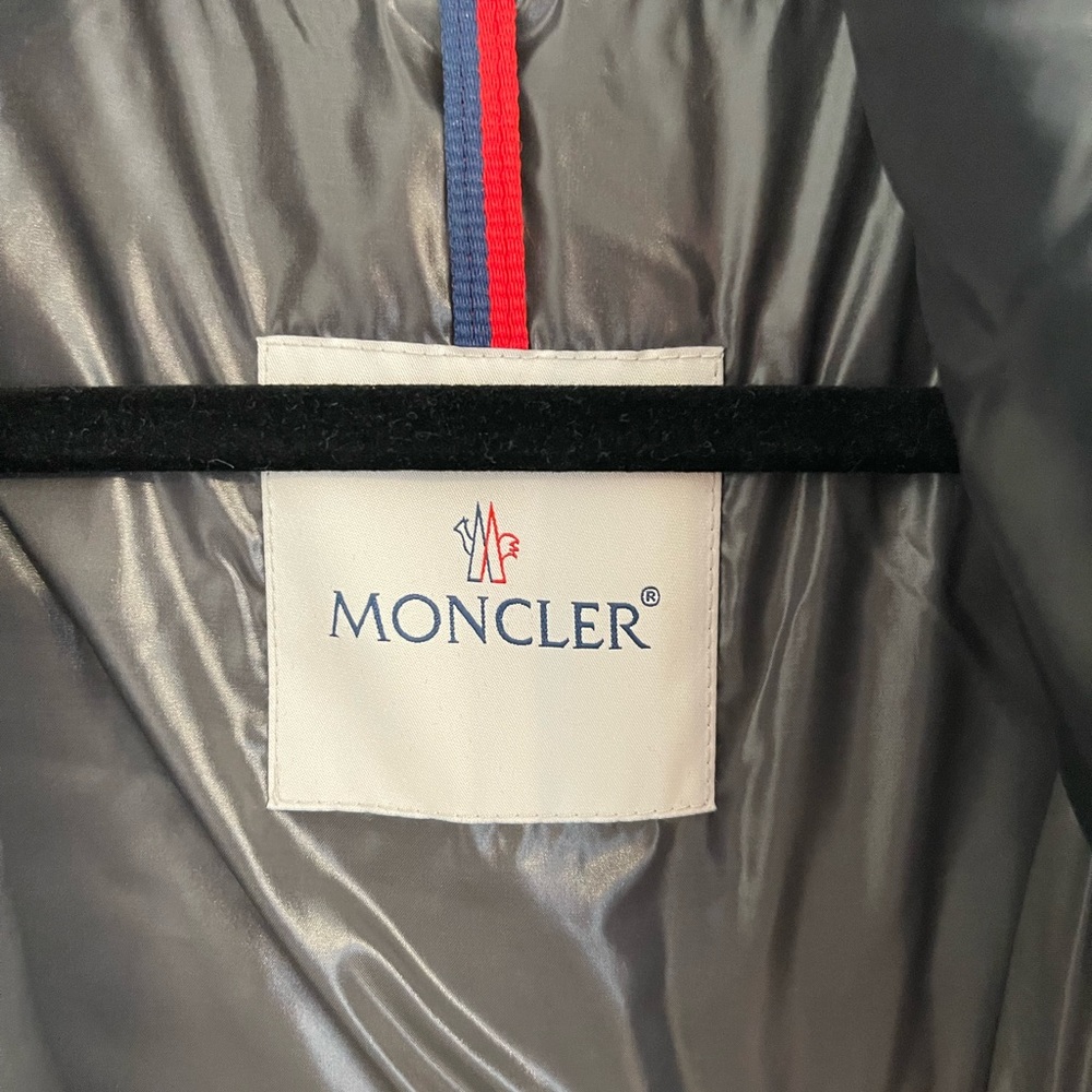 MONCLER VEST - Picture 5 of 5